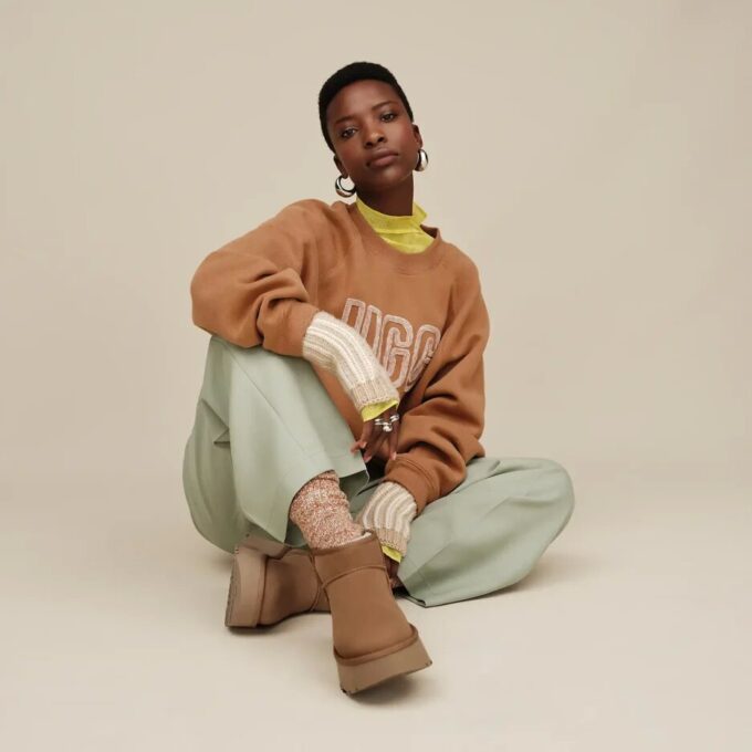 Felpa girocollo con logo UGG