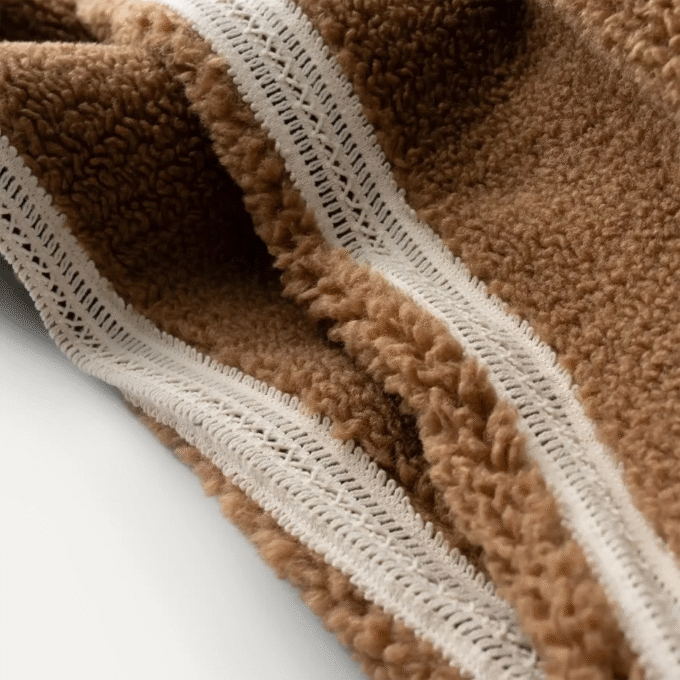 Giacca Nikia Crochet UGGfluff