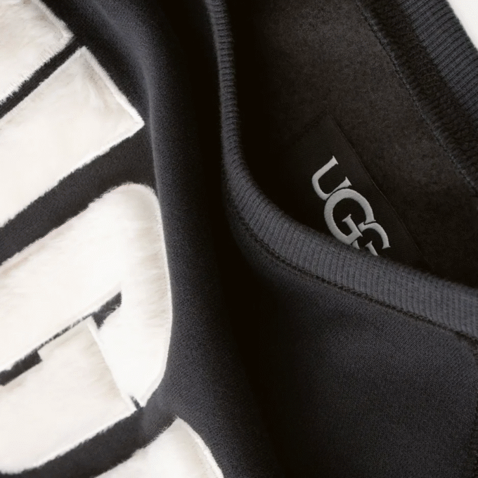 Maglia girocollo con logo sfocato Madeline
