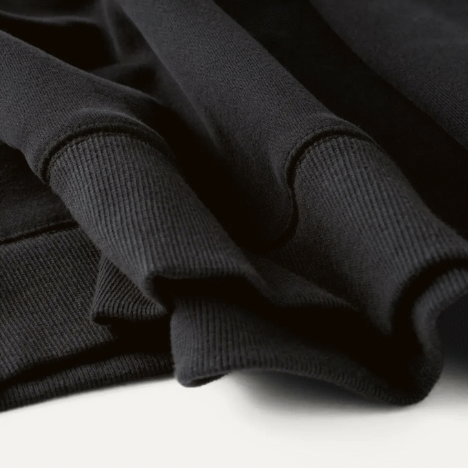 Maglia girocollo con logo sfocato Madeline