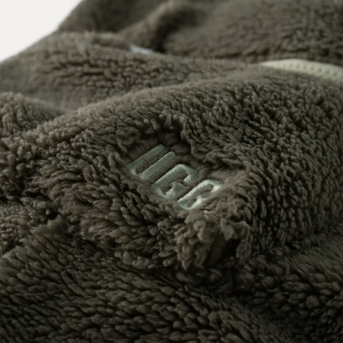 Pantaloni cargo Nyisha UGGfluff