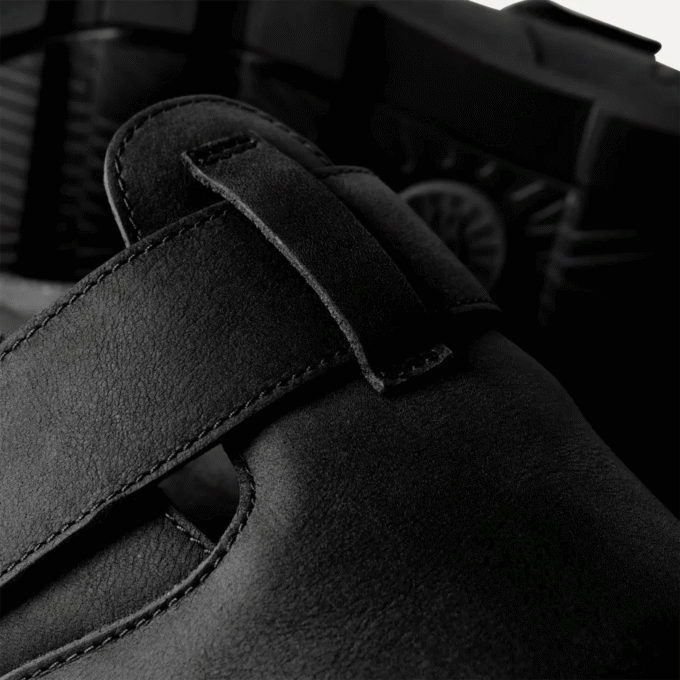 Zoccoli UGG Solano